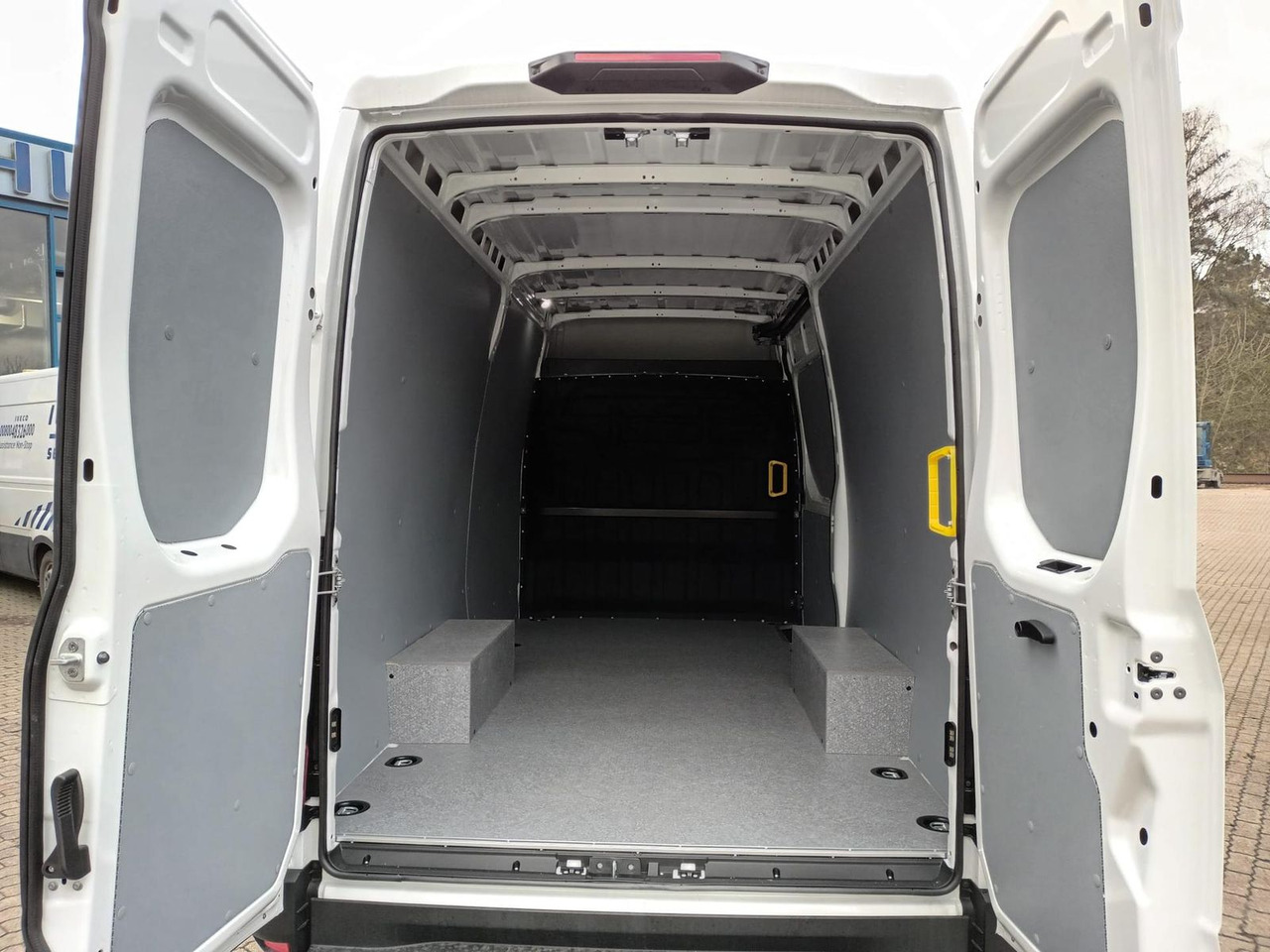 Iveco Daily 35S16A8 V 3520L AHK, ACC - Суцільнометалевий фургон: фото 5 Iveco Daily 35S16A8 V 3520L AHK, ACC - Суцільнометалевий фургон: фото 5