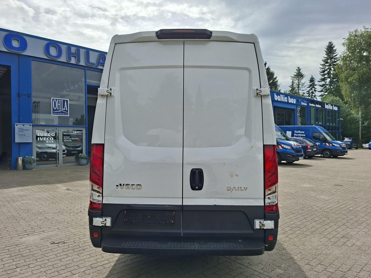 Iveco Daily 35S16A8V KLIMA*RADIO* - Суцільнометалевий фургон: фото 4 Iveco Daily 35S16A8V KLIMA*RADIO* - Суцільнометалевий фургон: фото 4