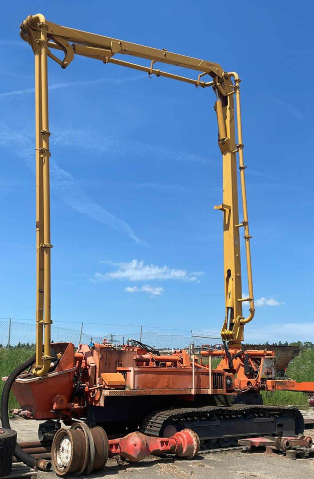 Putzmeister HM25 AZ 24/100 – mobile Concrete pump / Mobile Betonpumpe - Обладнання для бетонних робіт: фото 1 Putzmeister HM25 AZ 24/100 – mobile Concrete pump / Mobile Betonpumpe - Обладнання для бетонних робіт: фото 1