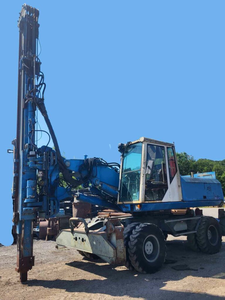 Sennebogen ZM19 T – Pile driver / Rammgerät - Палебійна установка: фото 1 Sennebogen ZM19 T – Pile driver / Rammgerät - Палебійна установка: фото 1
