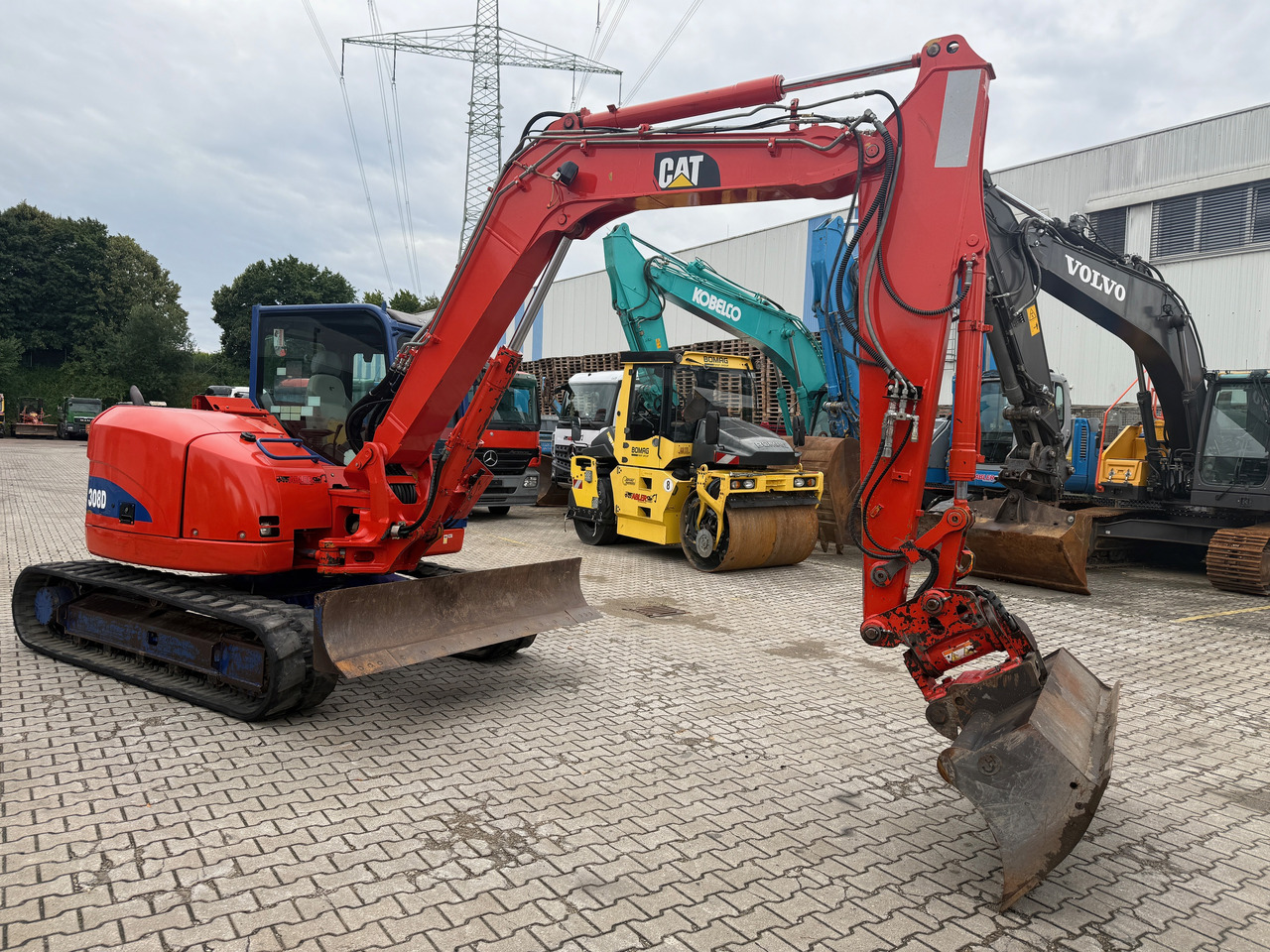 CAT 308D Nullheck Kompaktbagger Powertilt Klima - Екскаватор: фото 3 CAT 308D Nullheck Kompaktbagger Powertilt Klima - Екскаватор: фото 3