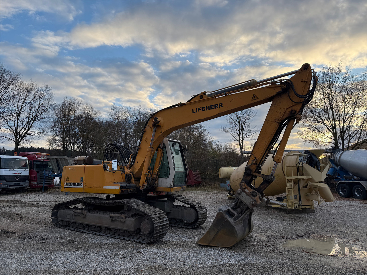 Liebherr R904 Kettenbagger Klima SW - Екскаватор: фото 2 Liebherr R904 Kettenbagger Klima SW - Екскаватор: фото 2
