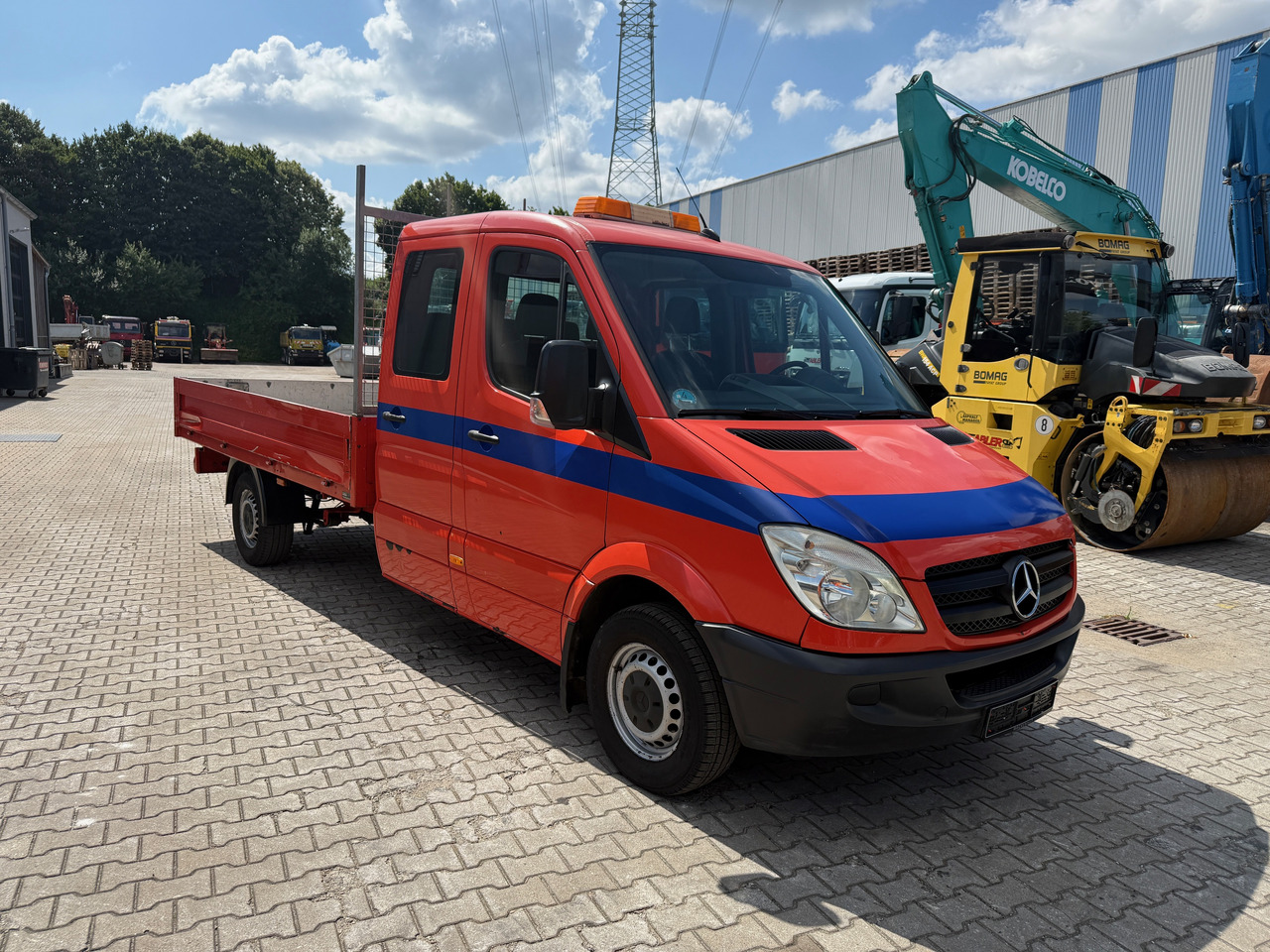 Mercedes-Benz 311 Sprinter Pritsche AHK - Бортова вантажівка/ Платформа: фото 3 Mercedes-Benz 311 Sprinter Pritsche AHK - Бортова вантажівка/ Платформа: фото 3