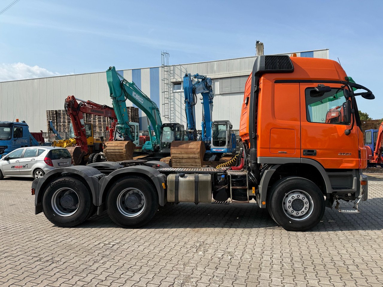 Mercedes-Benz 2651 Actros MP2 V8 SZM Telligent Retarder - Тягач: фото 4 Mercedes-Benz 2651 Actros MP2 V8 SZM Telligent Retarder - Тягач: фото 4