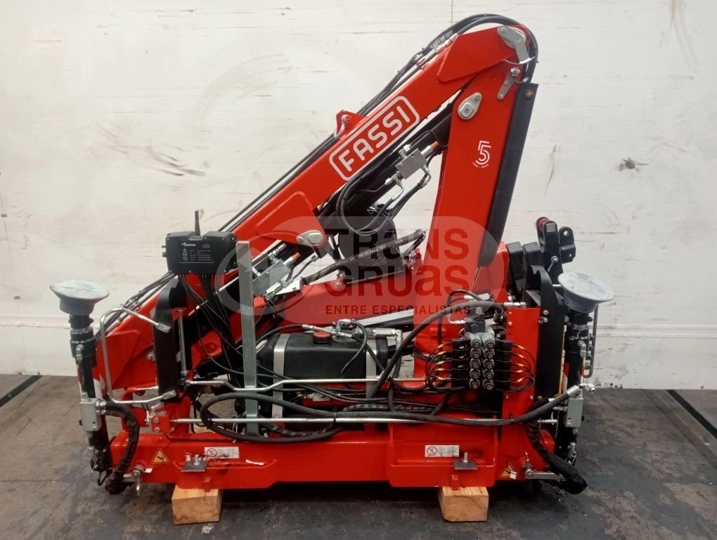 Grúa Fassi F26A.0.23 active - Кран-маніпулятор в категорії Вантажівки: фото 4 Grúa Fassi F26A.0.23 active - Кран-маніпулятор в категорії Вантажівки: фото 4