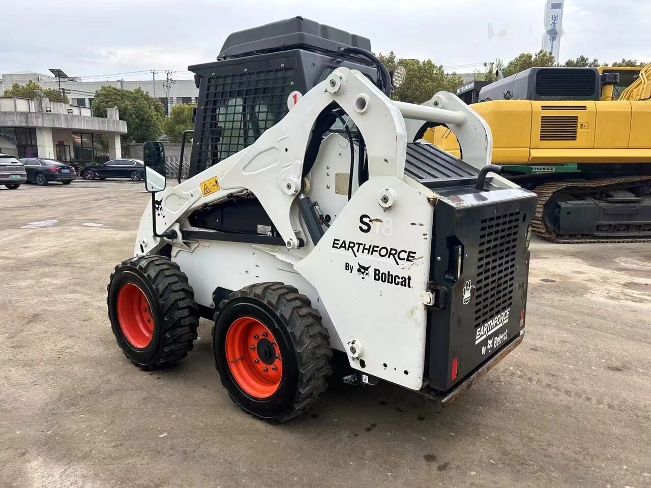 Bobcat S18 - Міні-навантажувач: фото 3 Bobcat S18 - Міні-навантажувач: фото 3