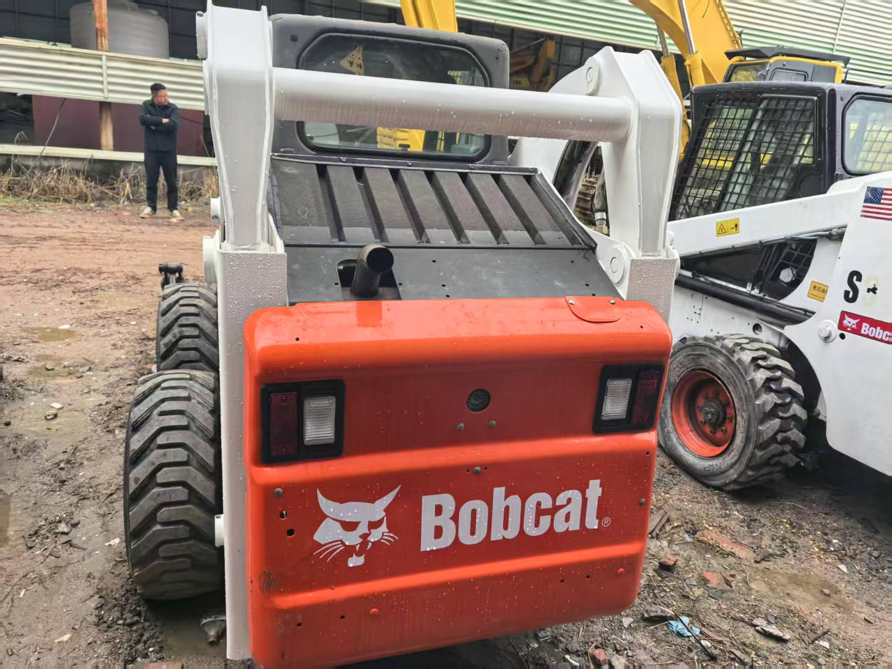Bobcat S300 - Міні-навантажувач: фото 3 Bobcat S300 - Міні-навантажувач: фото 3