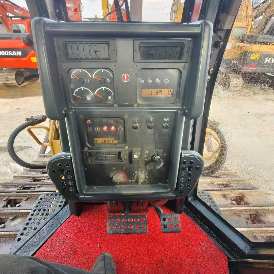 CATERPILLAR D6N - Бульдозер: фото 3 CATERPILLAR D6N - Бульдозер: фото 3