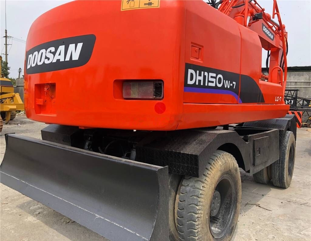 Doosan 150W-7 - Колісний екскаватор: фото 3 Doosan 150W-7 - Колісний екскаватор: фото 3