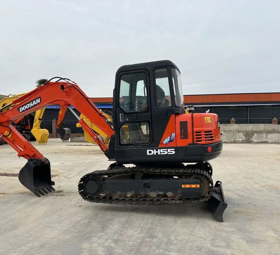 Doosan DH55 - Міні-екскаватор: фото 4 Doosan DH55 - Міні-екскаватор: фото 4