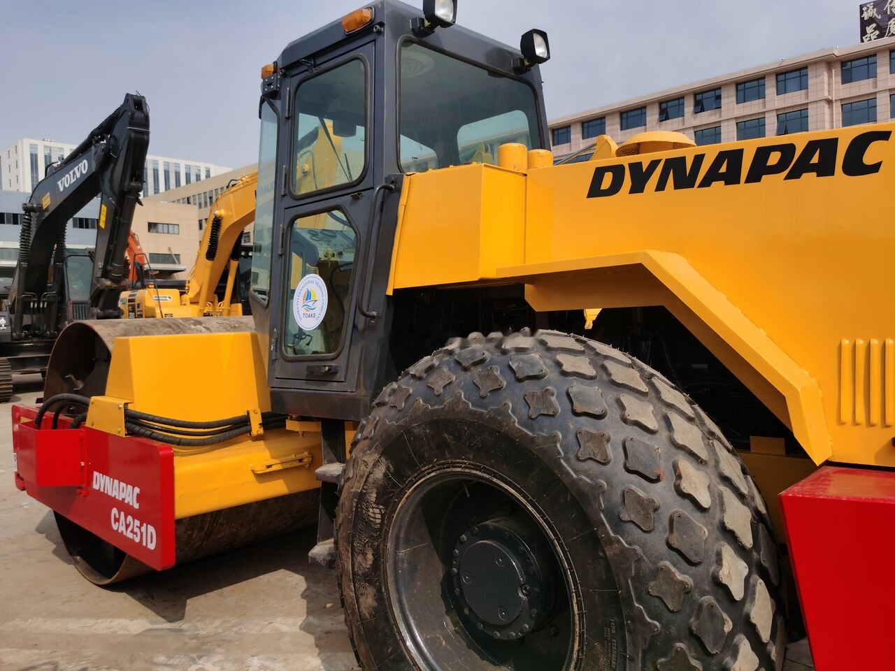 Dynapac CA251 - Дорожній каток: фото 2 Dynapac CA251 - Дорожній каток: фото 2
