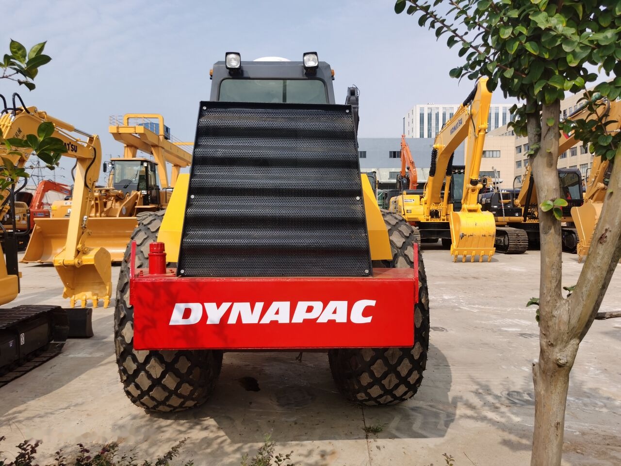 Dynapac CA251D - Дорожній каток: фото 3 Dynapac CA251D - Дорожній каток: фото 3