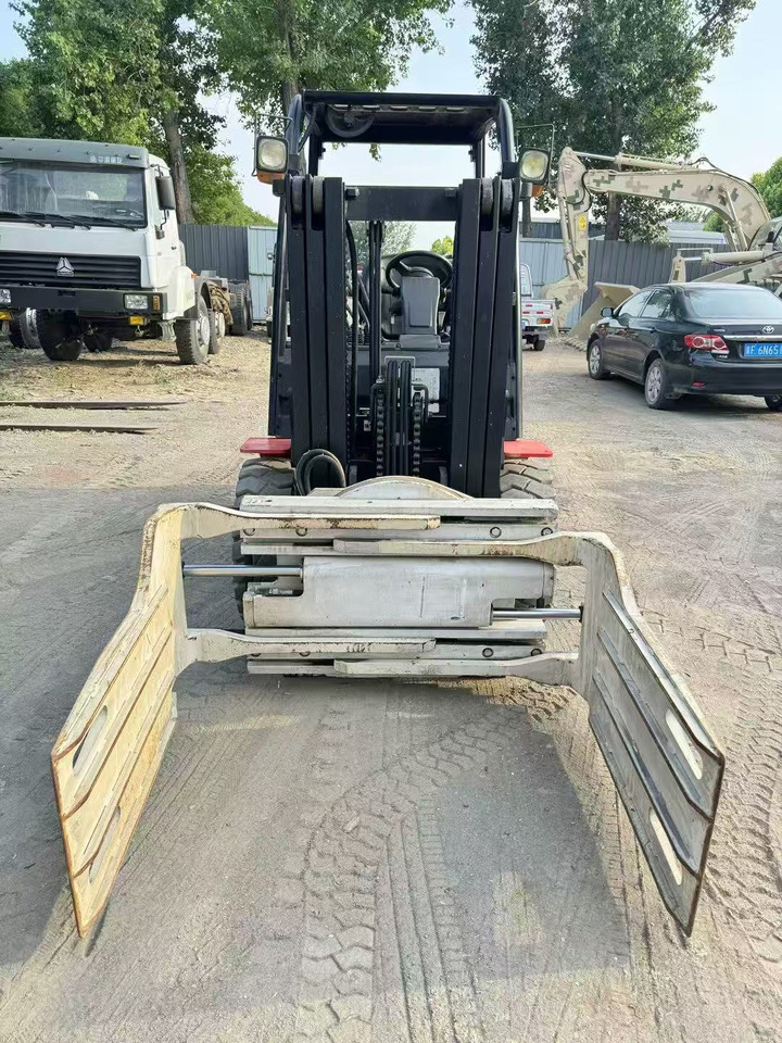 HangCha A30 - Дизельний навантажувач: фото 4 HangCha A30 - Дизельний навантажувач: фото 4