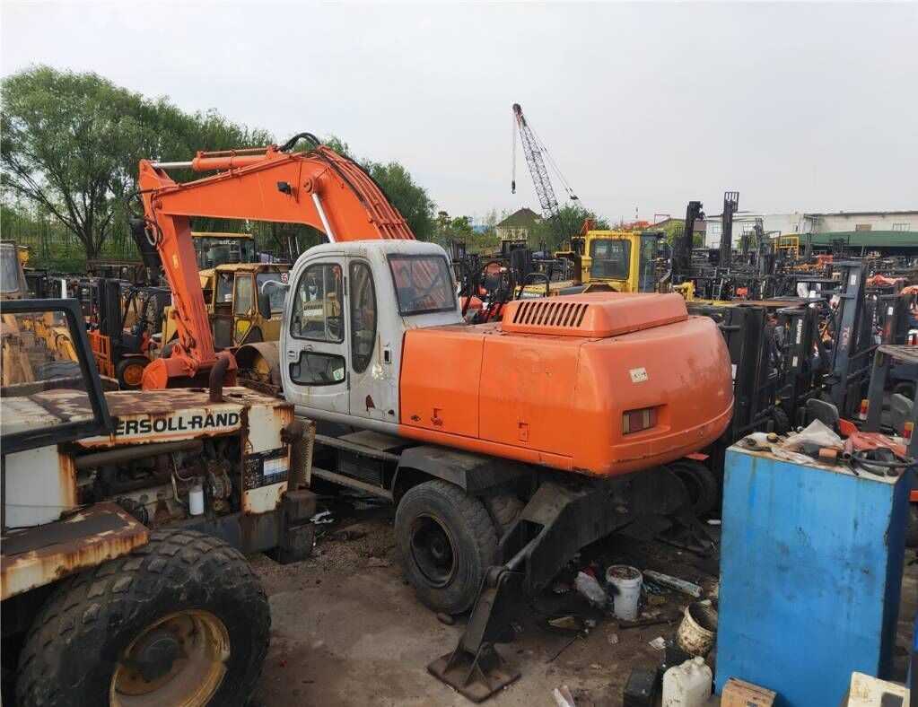 Hitachi ZX160WD - Колісний екскаватор: фото 5 Hitachi ZX160WD - Колісний екскаватор: фото 5