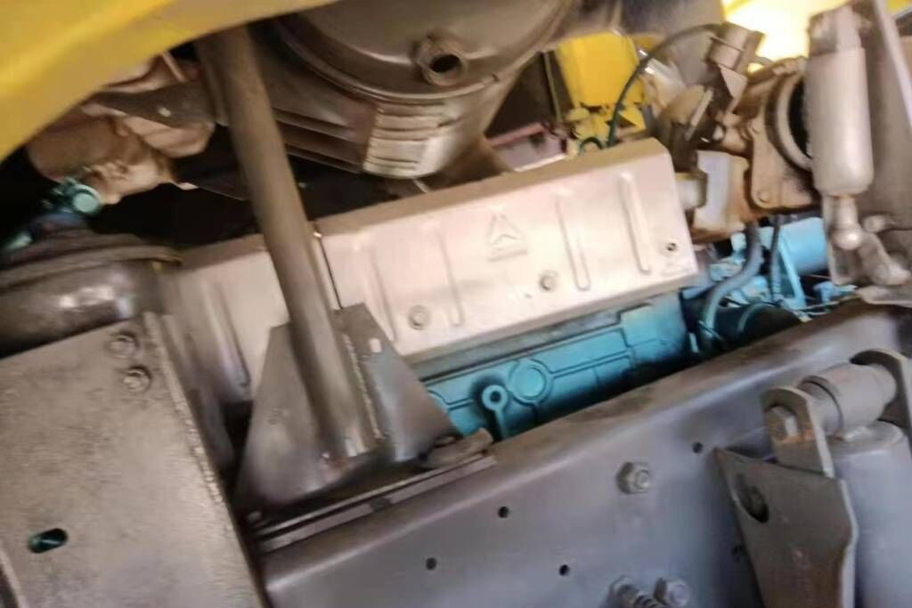 Howo 375 6x4 Tipper Lorry - Самоскид вантажівка: фото 4 Howo 375 6x4 Tipper Lorry - Самоскид вантажівка: фото 4