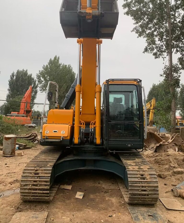 Hyundai R220-9S - Гусеничний екскаватор: фото 2 Hyundai R220-9S - Гусеничний екскаватор: фото 2
