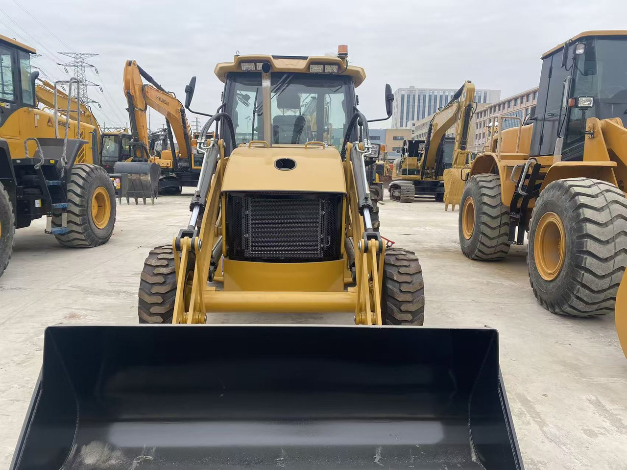 JCB 3CX - Екскаватор-навантажувач: фото 2 JCB 3CX - Екскаватор-навантажувач: фото 2