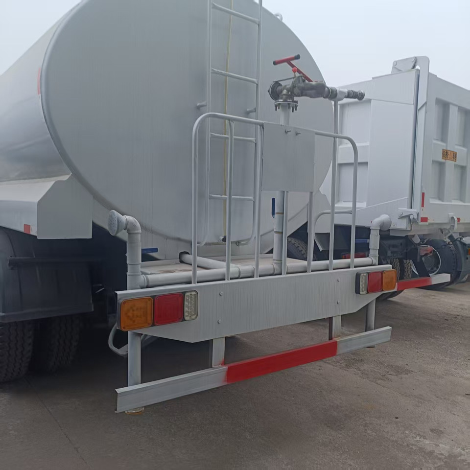 Комунальна/ Спеціальна техніка Sinotruk HOWO 375 6*4 Sprinkler: фото 9 Комунальна/ Спеціальна техніка Sinotruk HOWO 375 6*4 Sprinkler: фото 9