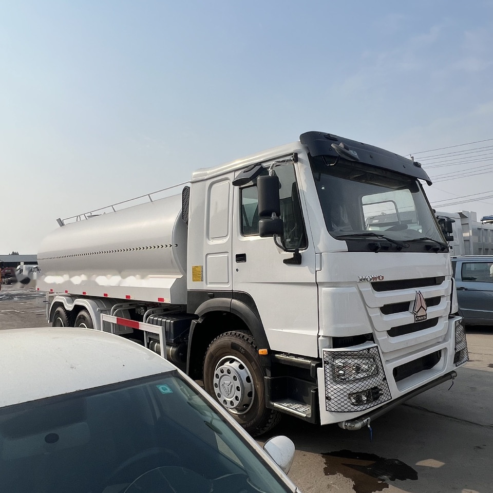 Sinotruk HOWO 6*4 sprinkler truck - Комунальна/ Спеціальна техніка: фото 3 Sinotruk HOWO 6*4 sprinkler truck - Комунальна/ Спеціальна техніка: фото 3