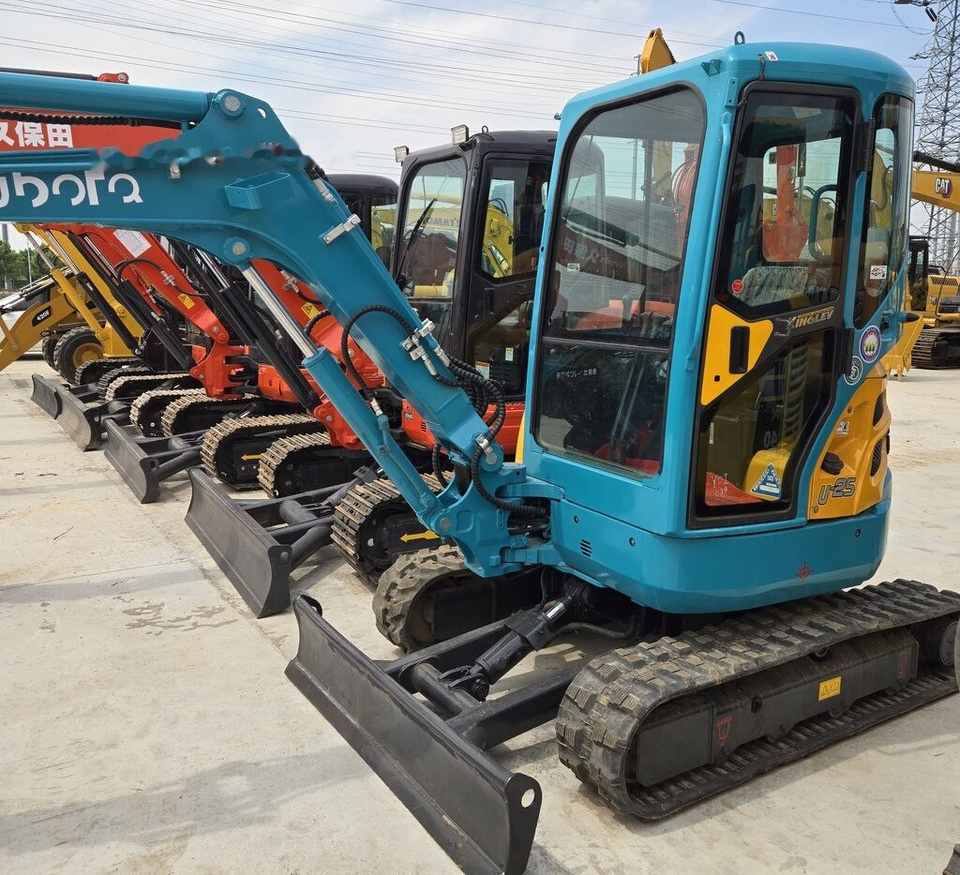 Kubota U25 with swing boom - Міні-екскаватор: фото 2 Kubota U25 with swing boom - Міні-екскаватор: фото 2