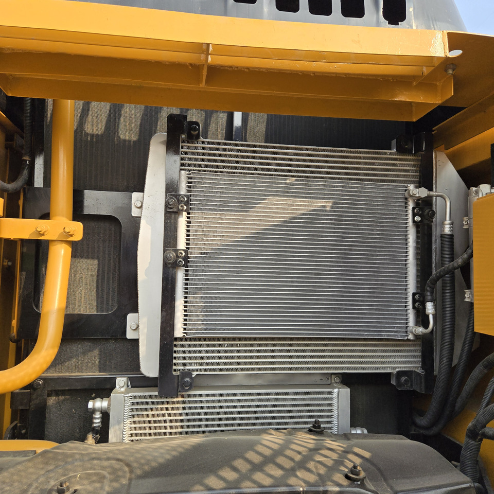 Екскаватор SANY SY245H: фото 10 Екскаватор SANY SY245H: фото 10