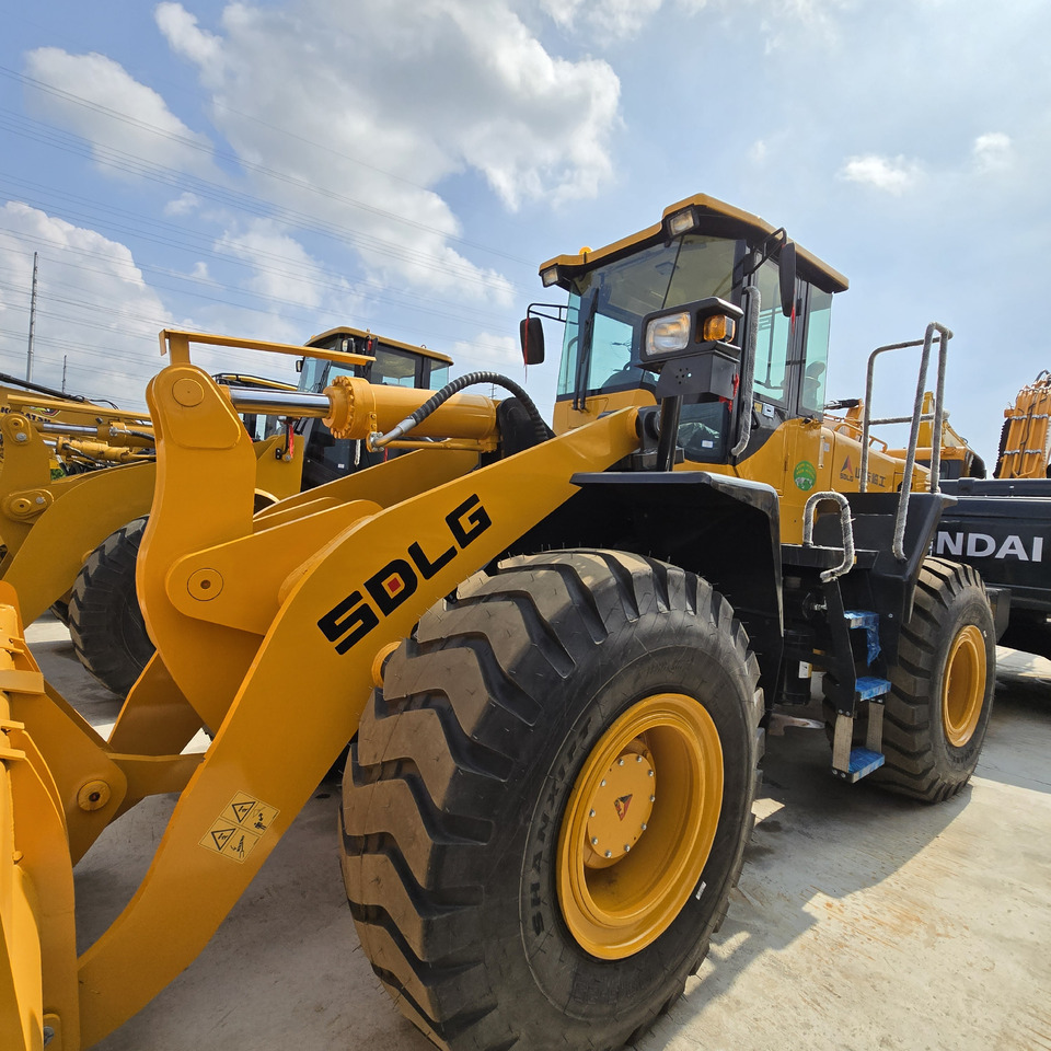 SDLG LG956L - Колісний навантажувач: фото 2 SDLG LG956L - Колісний навантажувач: фото 2