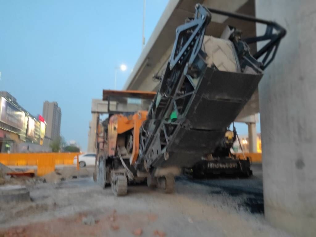 Sany SCM600-3 - Асфальтоукладач: фото 5 Sany SCM600-3 - Асфальтоукладач: фото 5