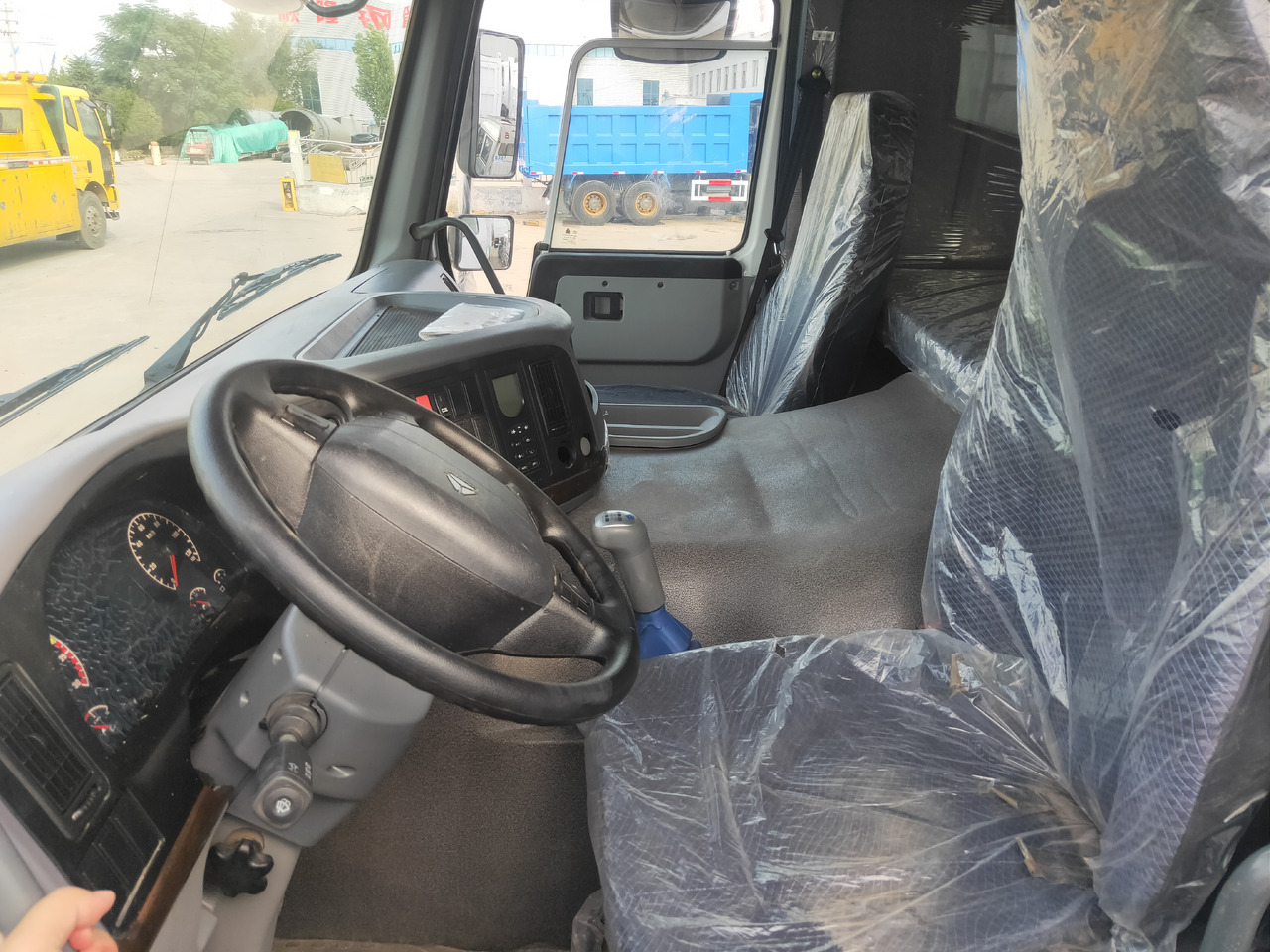 Sinotruk HOWO 371 6*4 Dump truck - Самоскид вантажівка: фото 4 Sinotruk HOWO 371 6*4 Dump truck - Самоскид вантажівка: фото 4