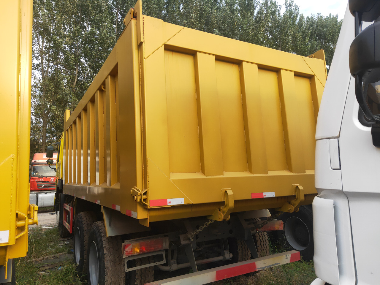 Sinotruk HOWO 371 6*4 Dump truck - Самоскид вантажівка: фото 2 Sinotruk HOWO 371 6*4 Dump truck - Самоскид вантажівка: фото 2