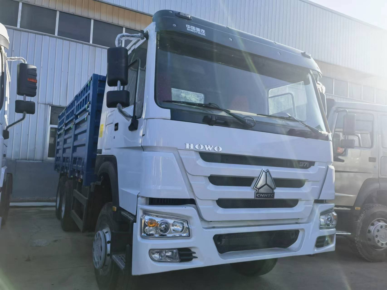 Sinotruk HOWO 371 6*4 Fence truck - Бортова вантажівка/ Платформа: фото 1 Sinotruk HOWO 371 6*4 Fence truck - Бортова вантажівка/ Платформа: фото 1