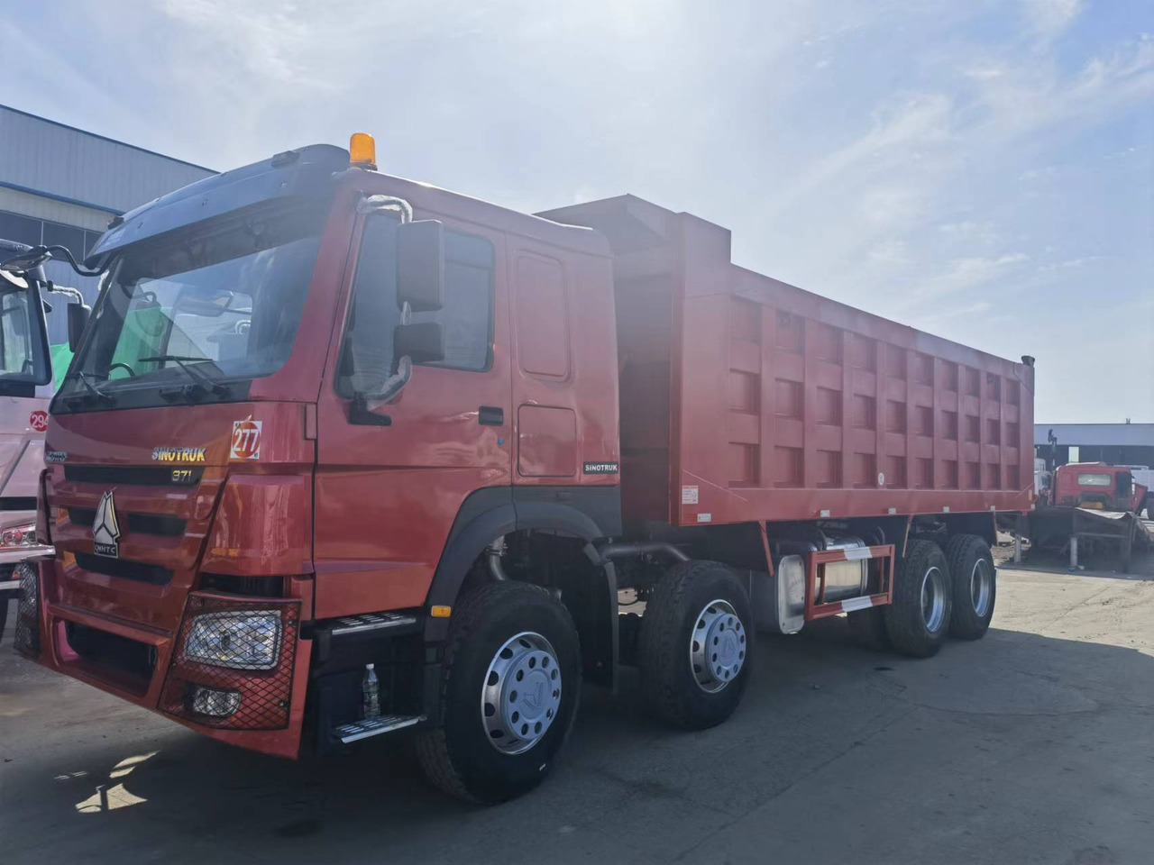 Sinotruk HOWO 371 8*4 Dump truck - Самоскид вантажівка: фото 4 Sinotruk HOWO 371 8*4 Dump truck - Самоскид вантажівка: фото 4