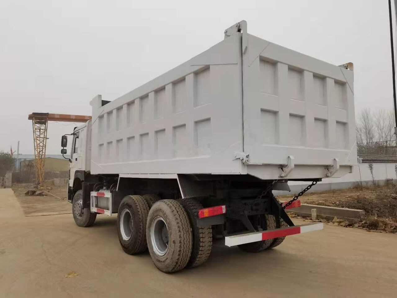 Sinotruk HOWO 6*4 Dump truck - Самоскид вантажівка: фото 3 Sinotruk HOWO 6*4 Dump truck - Самоскид вантажівка: фото 3
