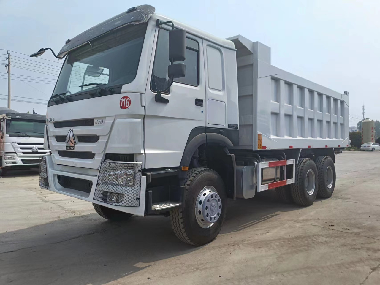 Sinotruk HOWO 6*4 Dump truck - Самоскид вантажівка: фото 2 Sinotruk HOWO 6*4 Dump truck - Самоскид вантажівка: фото 2