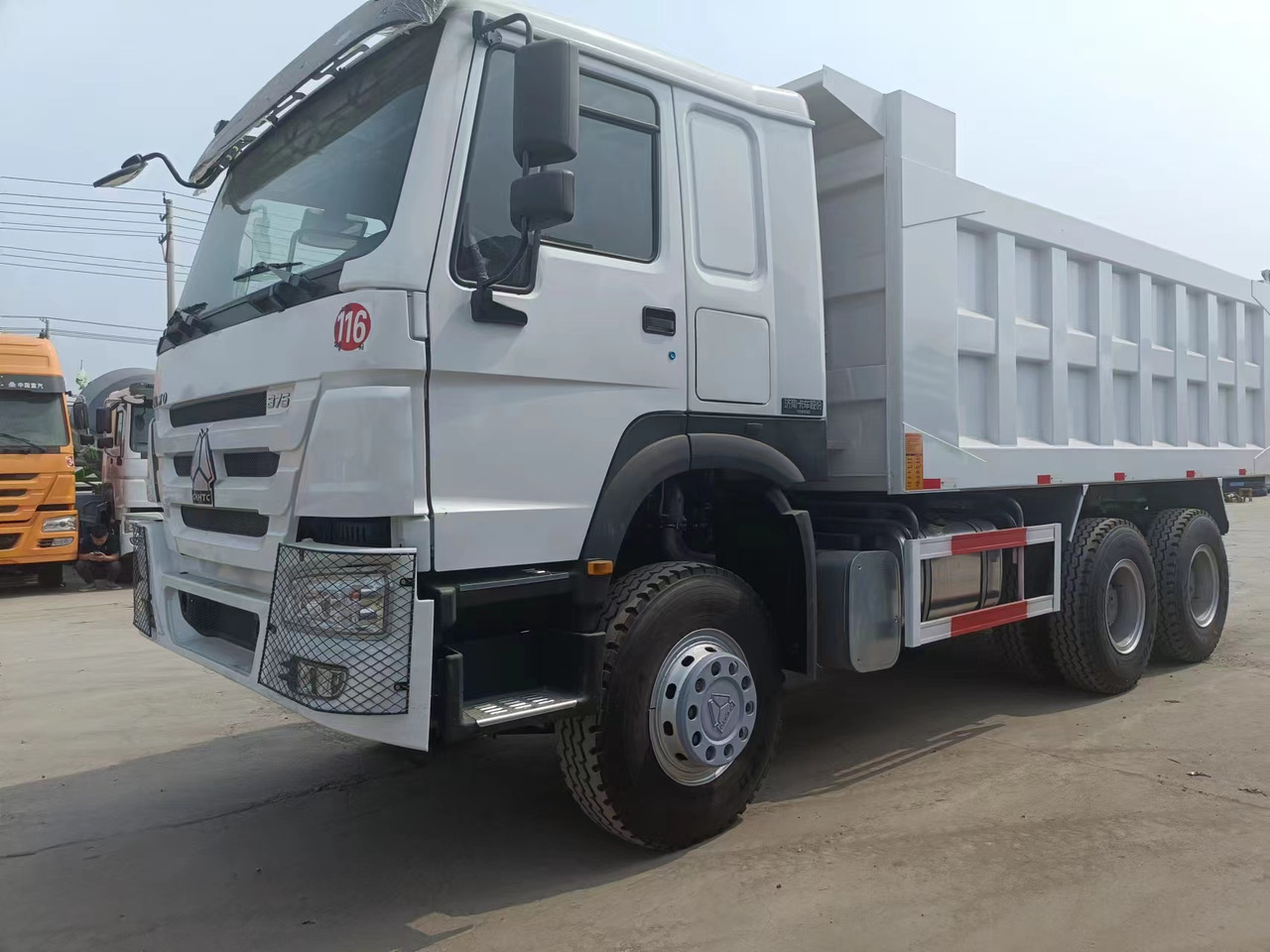 Sinotruk HOWO 6*4 Dump truck - Самоскид вантажівка: фото 5 Sinotruk HOWO 6*4 Dump truck - Самоскид вантажівка: фото 5