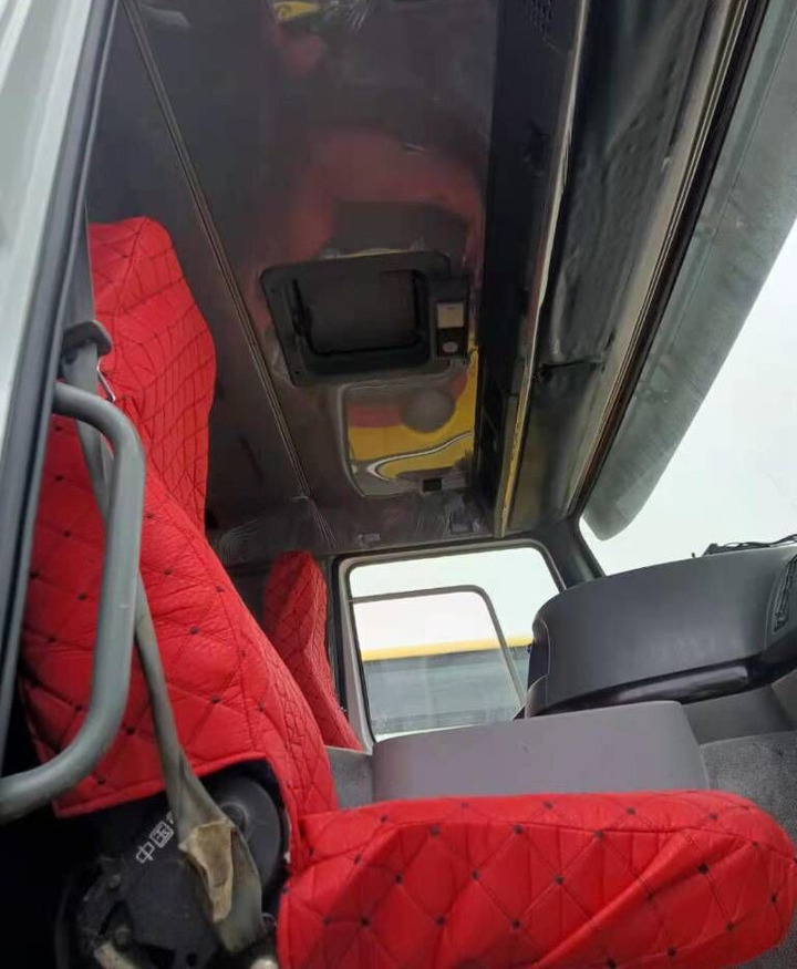 Sinotruk HOWO 6*4 - Бортова вантажівка/ Платформа: фото 5 Sinotruk HOWO 6*4 - Бортова вантажівка/ Платформа: фото 5