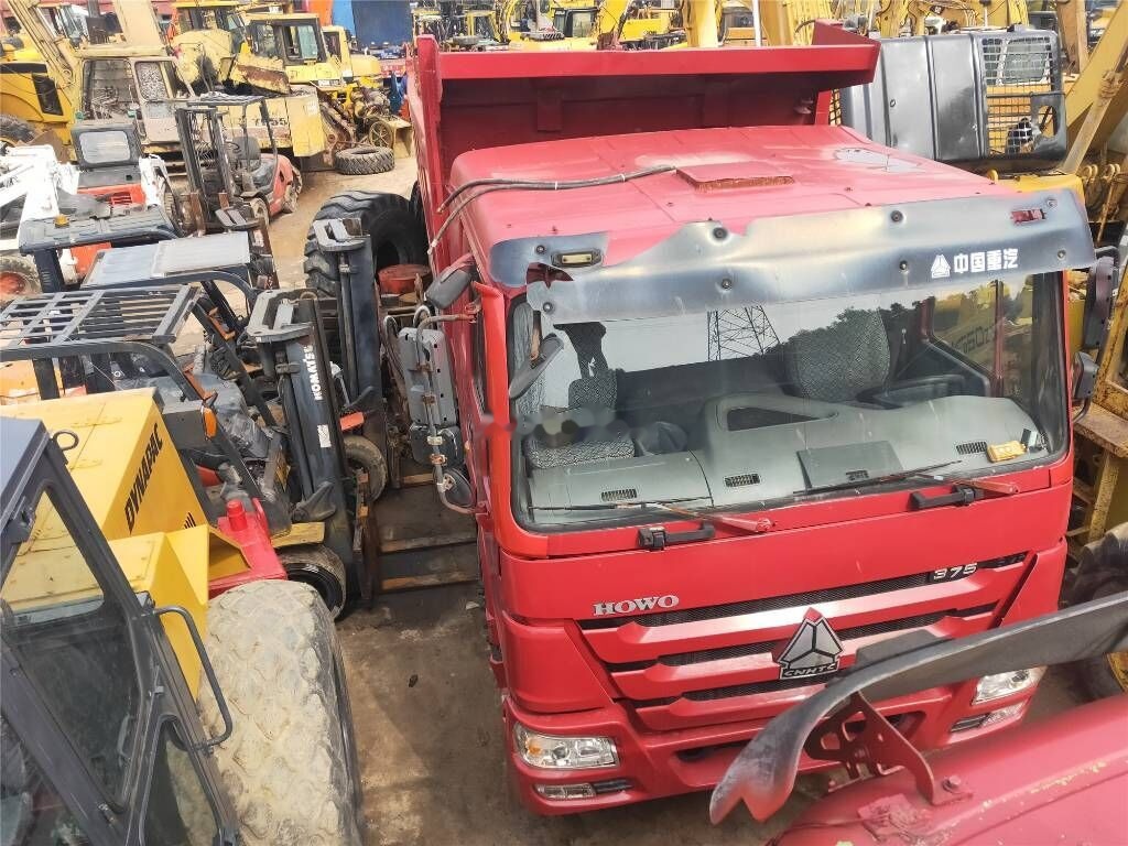 Sinotruk HOWO 8*4 Dump truck - Самоскид вантажівка: фото 2 Sinotruk HOWO 8*4 Dump truck - Самоскид вантажівка: фото 2