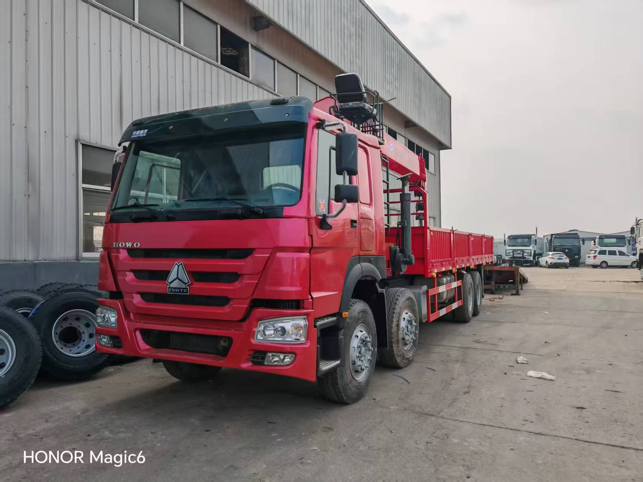 Sinotruk HOWO 8*4 Mobile crane - Автокран: фото 1 Sinotruk HOWO 8*4 Mobile crane - Автокран: фото 1