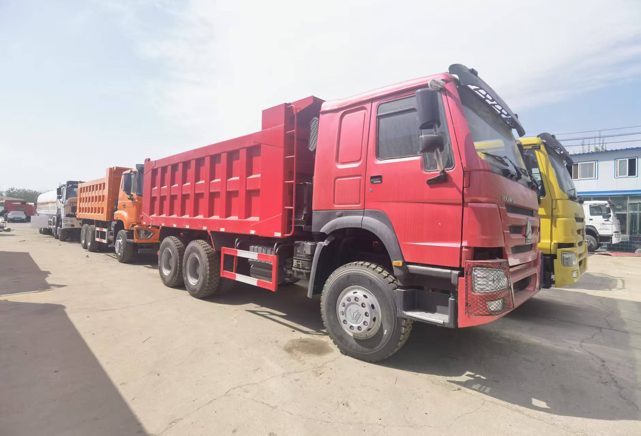Sinotruk HOWO371Dump truck - Самоскид вантажівка: фото 4 Sinotruk HOWO371Dump truck - Самоскид вантажівка: фото 4