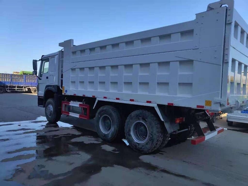 Sinotruk Howo - Самоскид вантажівка: фото 2 Sinotruk Howo - Самоскид вантажівка: фото 2