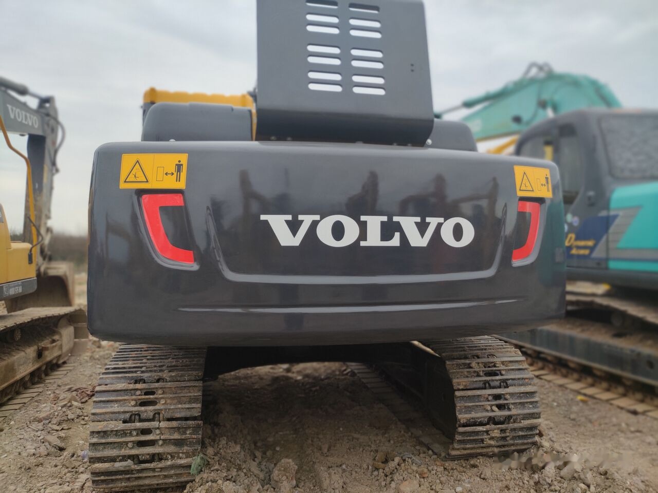 Volvo EC210B - Гусеничний екскаватор: фото 3 Volvo EC210B - Гусеничний екскаватор: фото 3