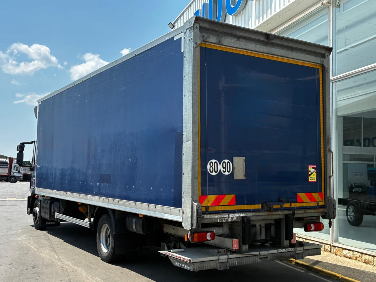 Caja cerrada IVECO Eurocargo ML 120 E22 - Вантажівка з закритим кузовом: фото 4 Caja cerrada IVECO Eurocargo ML 120 E22 - Вантажівка з закритим кузовом: фото 4