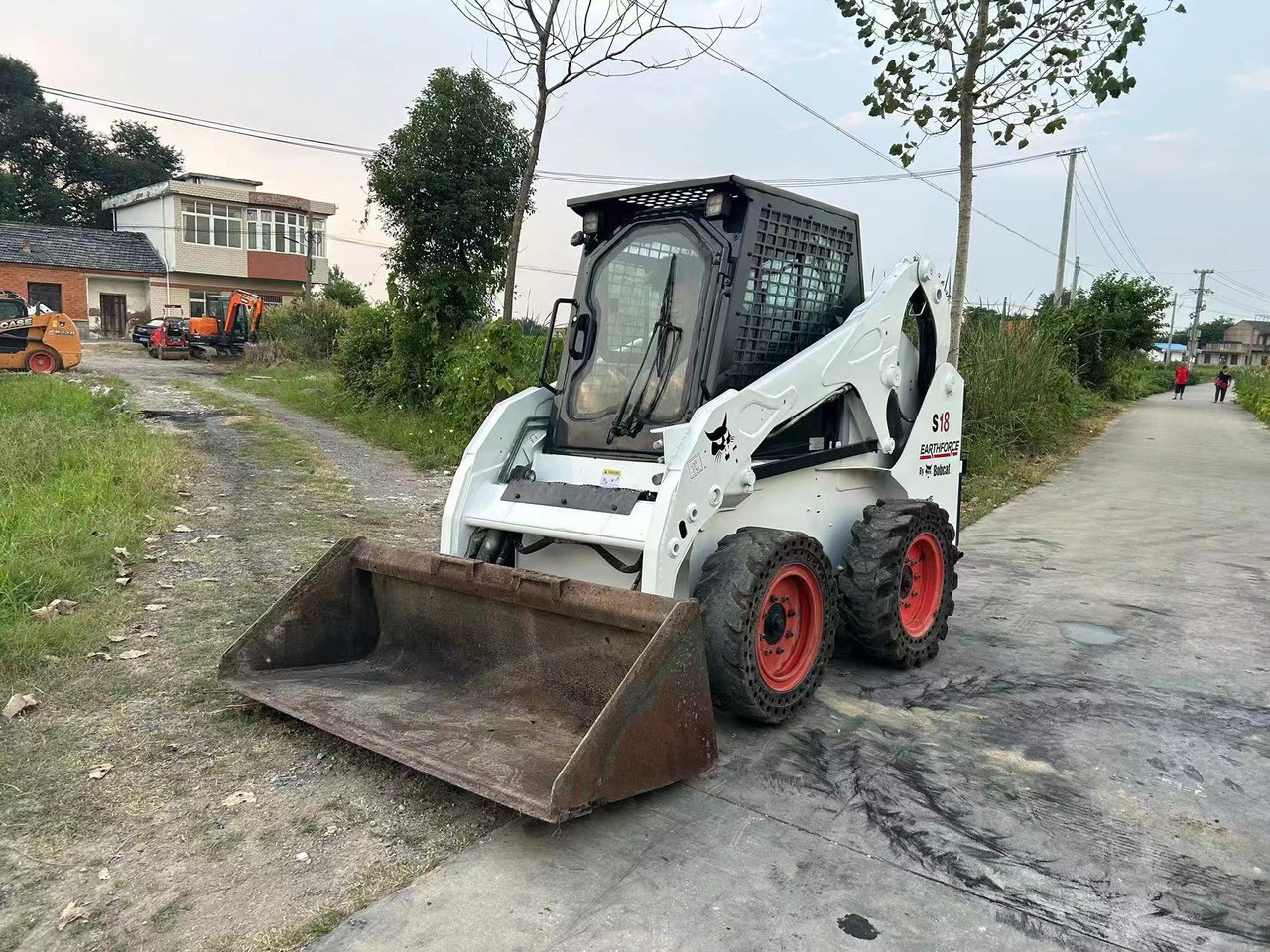 BOBCAT S18 S450 S550 T770 - Міні-навантажувач: фото 3 BOBCAT S18 S450 S550 T770 - Міні-навантажувач: фото 3