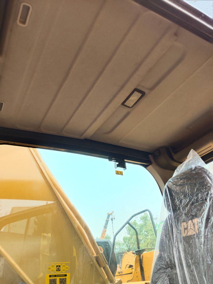 CAT 330GC 336GC - Гусеничний екскаватор: фото 2 CAT 330GC 336GC - Гусеничний екскаватор: фото 2