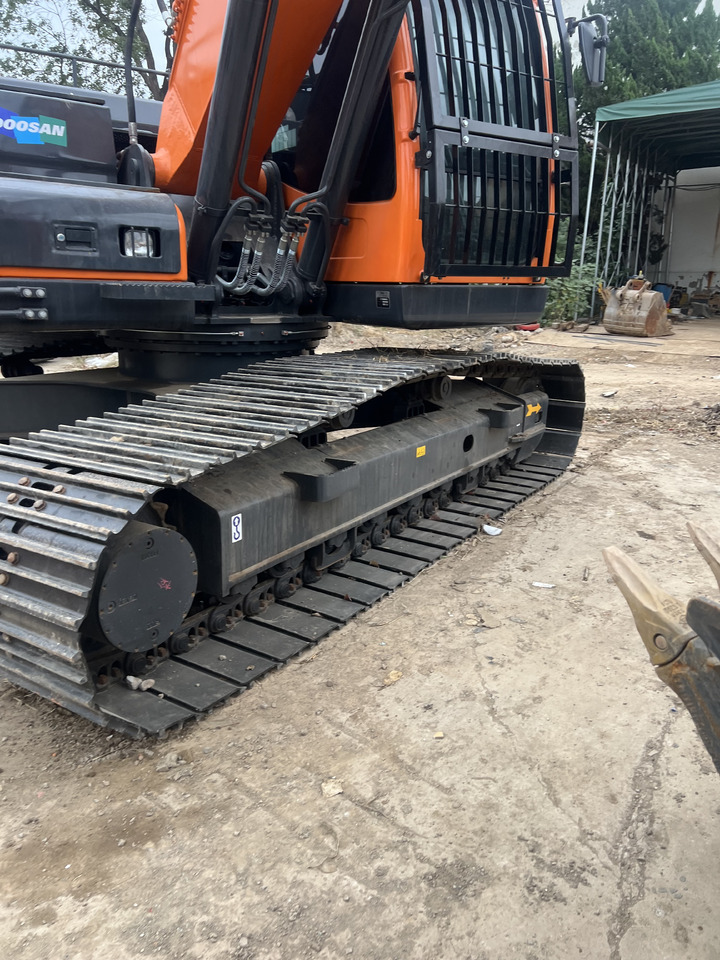 DEVELON DX225 DX300 DX340 - Гусеничний екскаватор: фото 4 DEVELON DX225 DX300 DX340 - Гусеничний екскаватор: фото 4