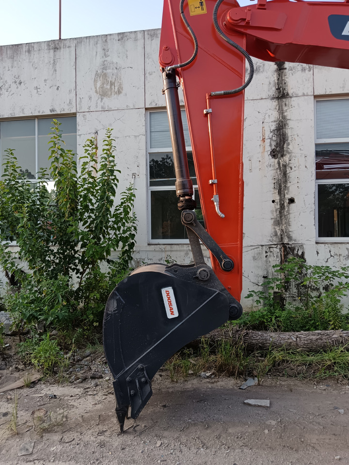 DOOSAN DX225LC-9C - Гусеничний екскаватор: фото 2 DOOSAN DX225LC-9C - Гусеничний екскаватор: фото 2