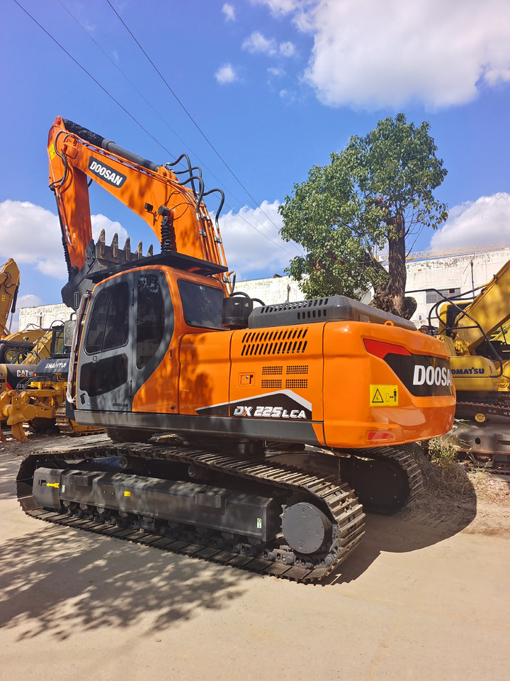 DOOSAN DX225LCA - Гусеничний екскаватор: фото 1 DOOSAN DX225LCA - Гусеничний екскаватор: фото 1
