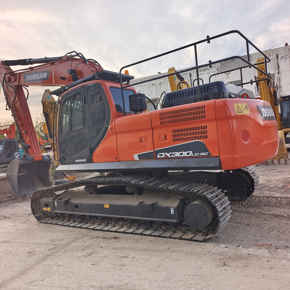 DOOSAN DX300LC-9C DX300LCA - Гусеничний екскаватор: фото 5 DOOSAN DX300LC-9C DX300LCA - Гусеничний екскаватор: фото 5