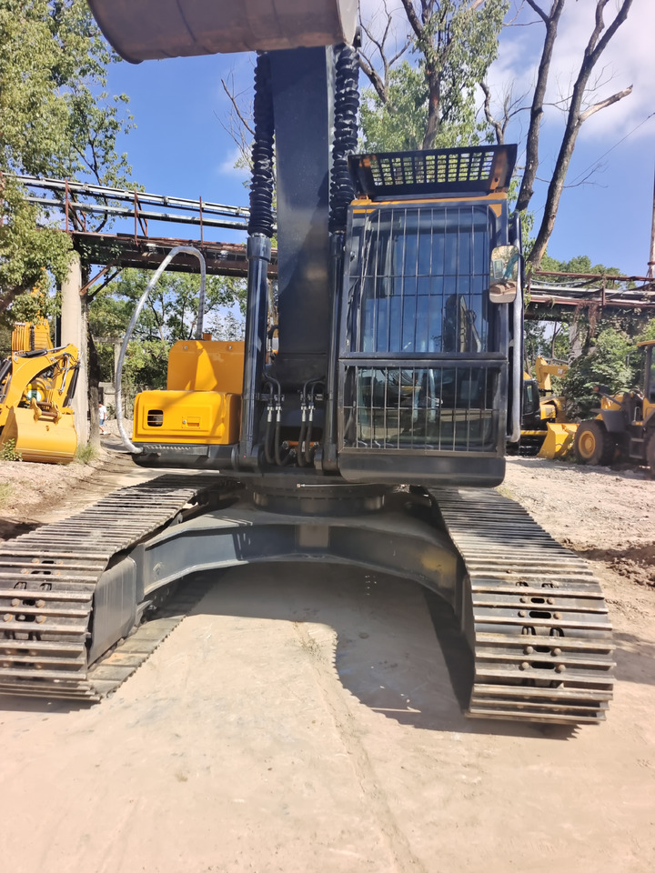 HYUNDAI HX220HD - Гусеничний екскаватор: фото 5 HYUNDAI HX220HD - Гусеничний екскаватор: фото 5