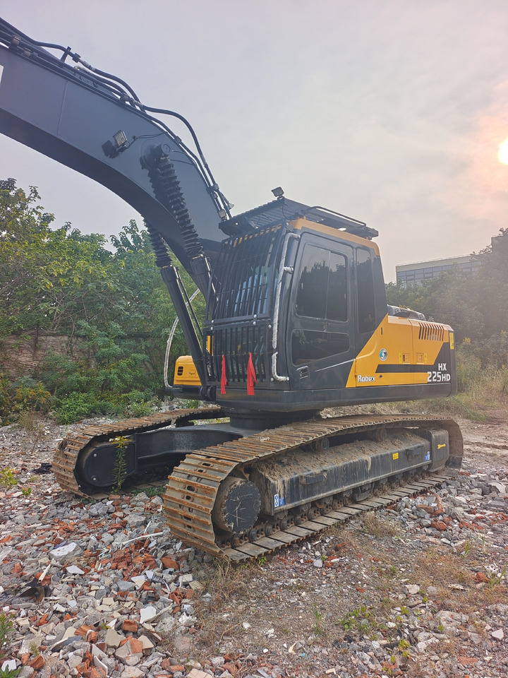 HYUNDAI HX225HD - Гусеничний екскаватор: фото 5 HYUNDAI HX225HD - Гусеничний екскаватор: фото 5