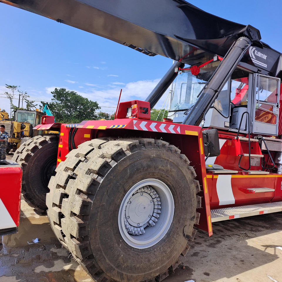 KALMAR DRF450 - Річстакер: фото 4 KALMAR DRF450 - Річстакер: фото 4